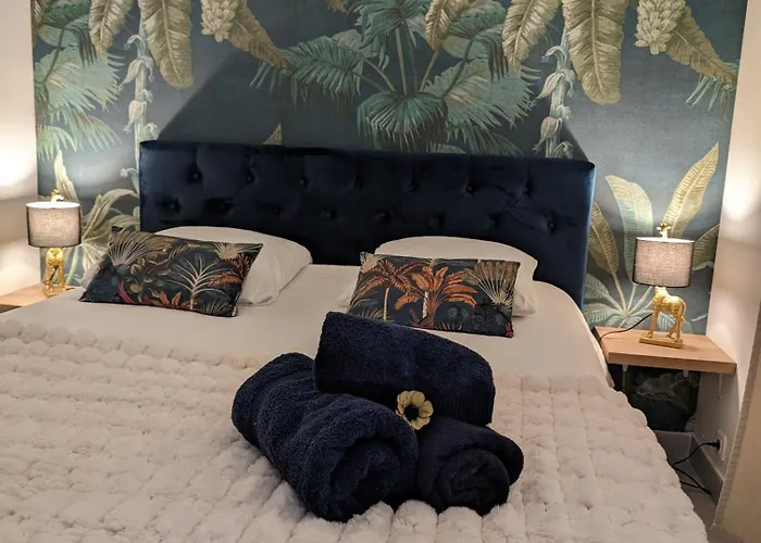 Cosy Au Calme A Cote Du Zoo Avec Balcon Et Parking Securise