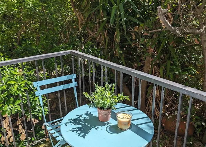Cosy Au Calme A Cote Du Zoo Avec Balcon Et Parking Securise
